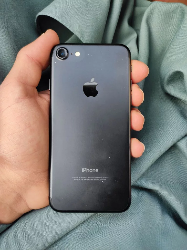 iPhone 7 black