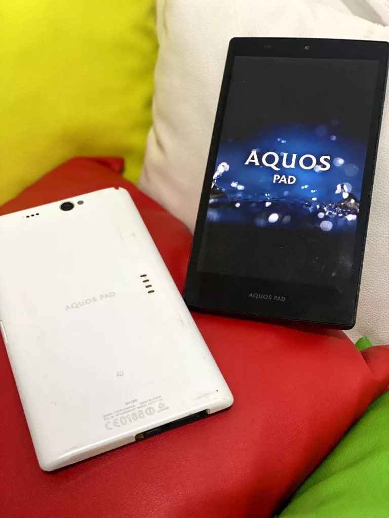 تبلیت AQUOS PAD