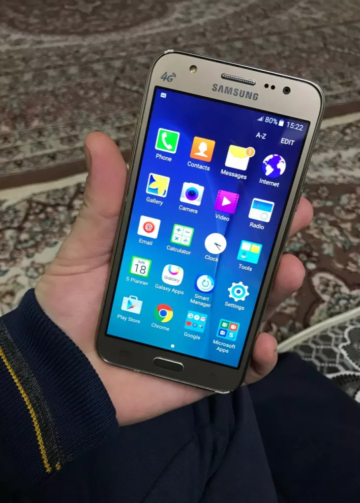 Galaxy j5